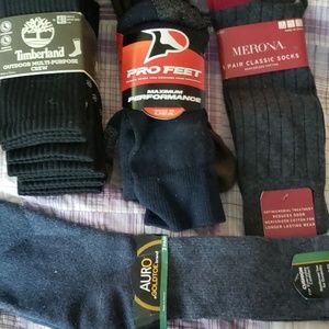 8 pairs of socks
